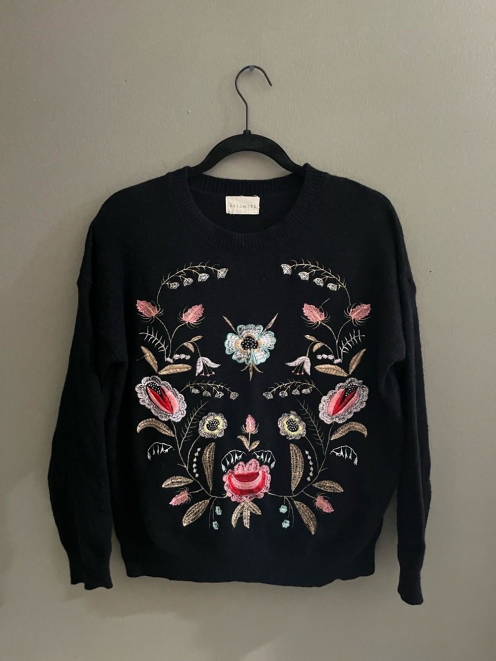 Dreamers Embroidered Multicolor Floral Black Crewneck Sweater Boho Witchy Fall